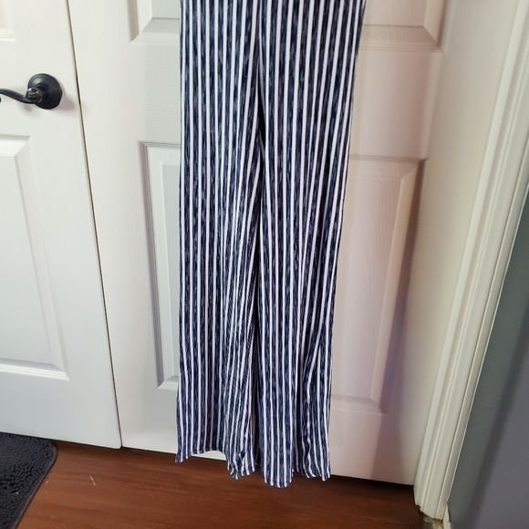 Italy Moda Jumpsuit Striped Blue Sleeveless Belted Size Small Pull-on Stretch - Picture 3 of 9